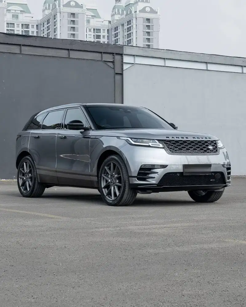 RANGE ROVER VELAR P250 R-DYNAMIC 2022 GREY ON BLACK Low KM 3.xxx Only