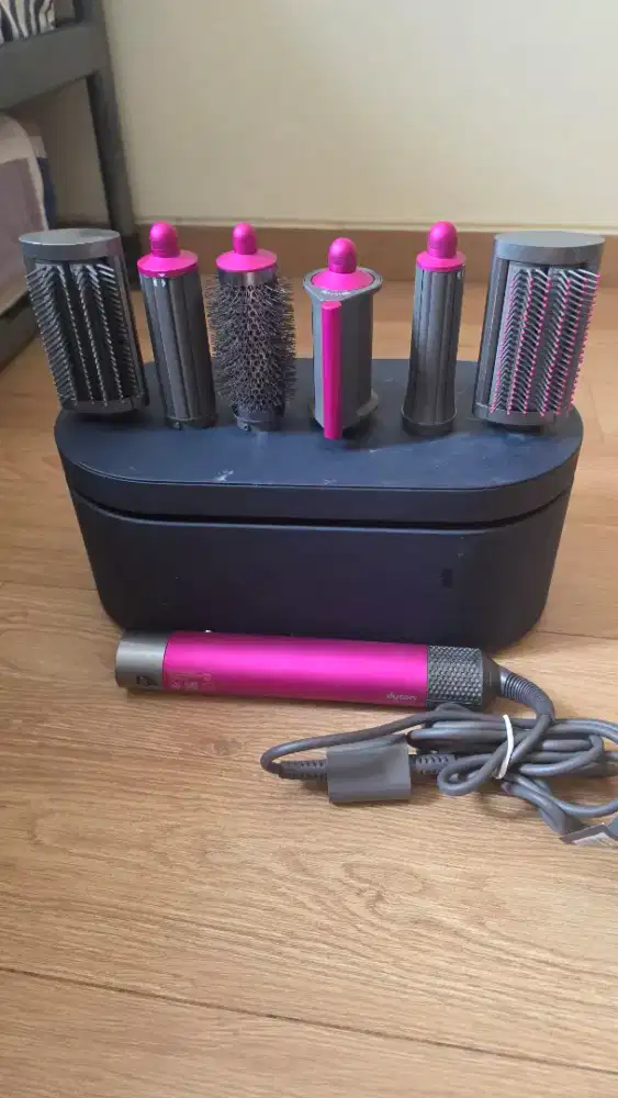 Dyson air wrap pink fushia