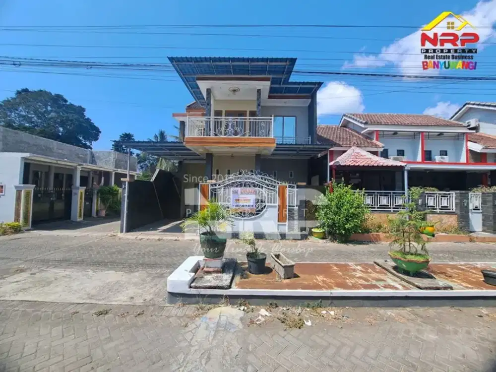Dijual Rumah Hook 2 Lantai Siap Huni di Giri - Banyuwangi