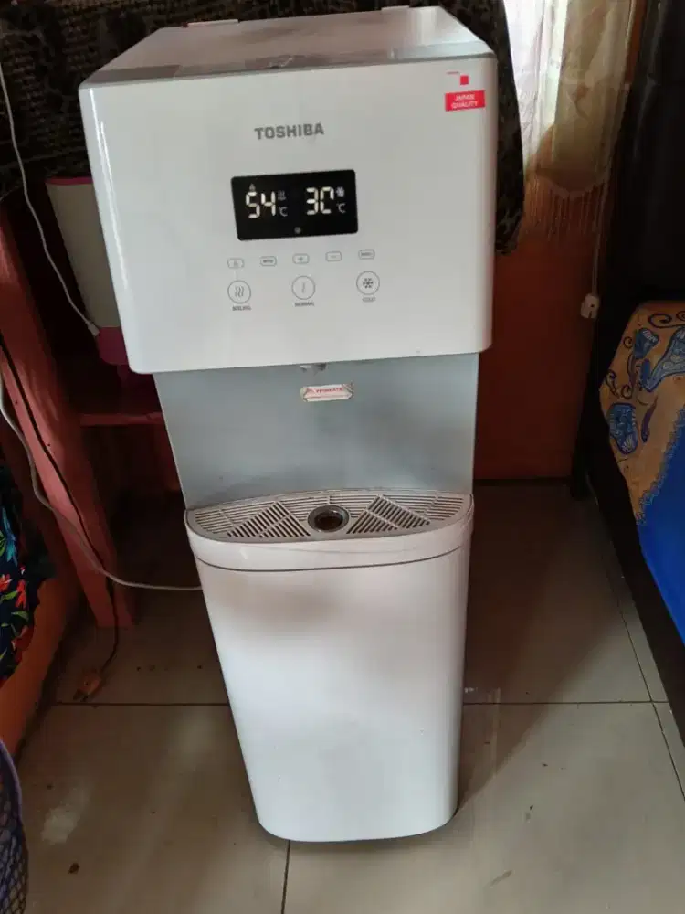 Dispenser galon bawah merk Toshiba RWF-W1830BN(W)