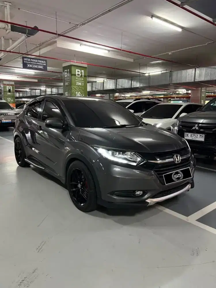 HONDA HR-V E 1.5 2015 AT GREY FULL ACC