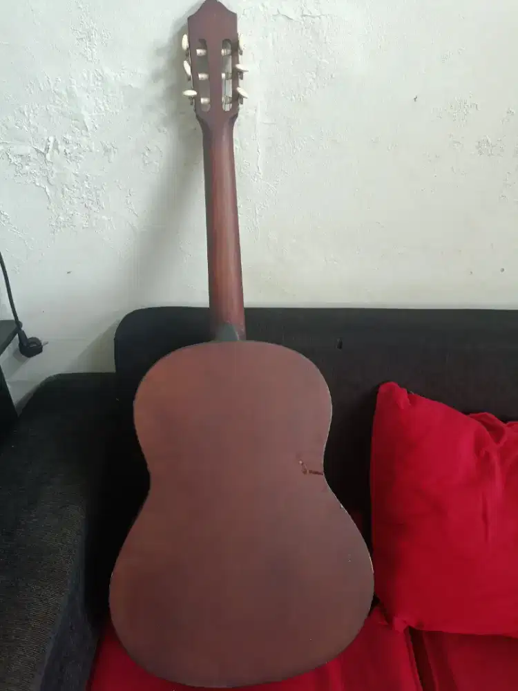Dijual gitar bekas