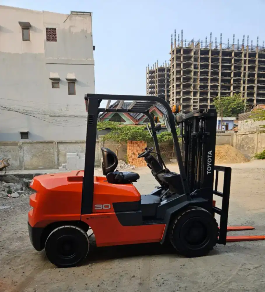 Forklift Toyota 3 Ton,Matic,3 Meter,Mesin 1DZ-II,FDZN30,Tahun 2020