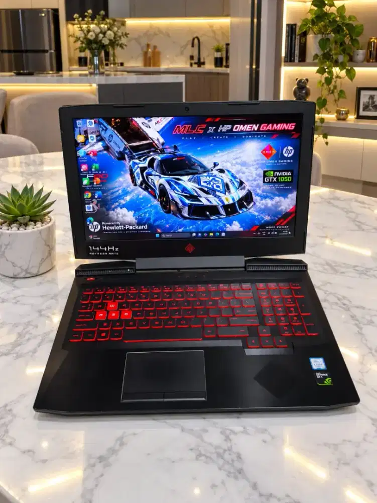 Laptop HP OMEN Core i7 RAM 16Gb SSD 512Gb NVIDIA GTX 1050 DUAL VGA