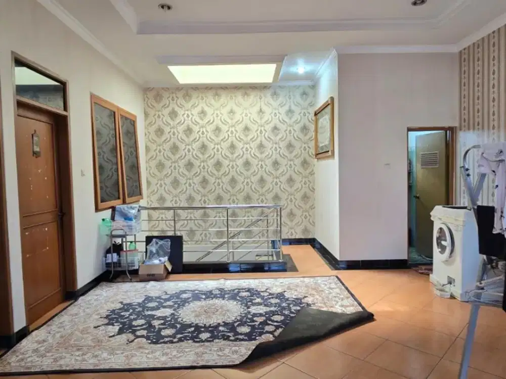 Dijual Rumah Siap Huni dalam komplek singgasana Pradana kota Bandung