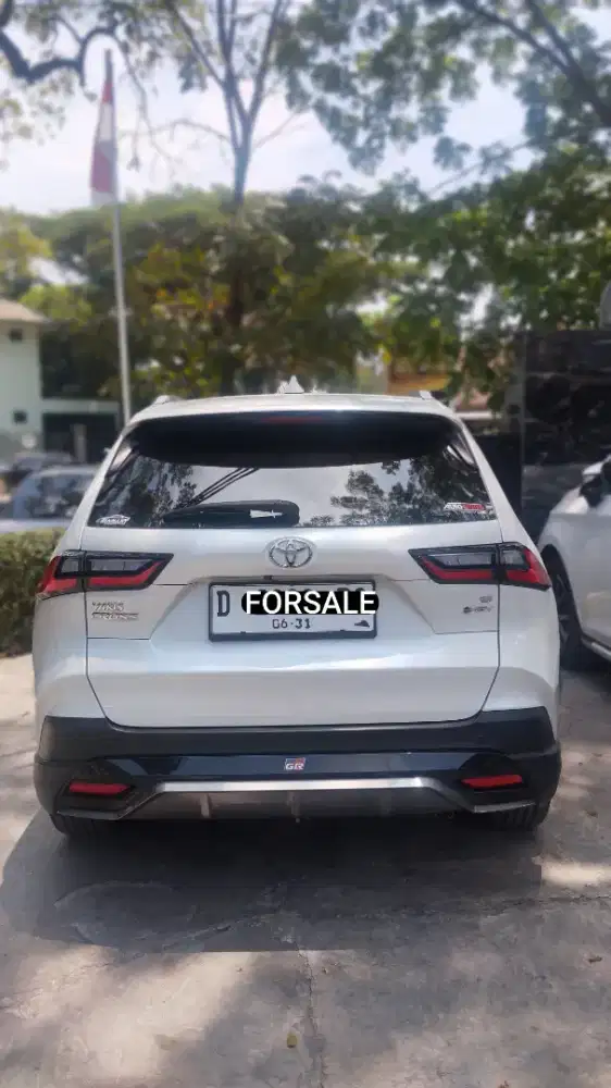 Yaris Cross S GR TSS HEV low millage
