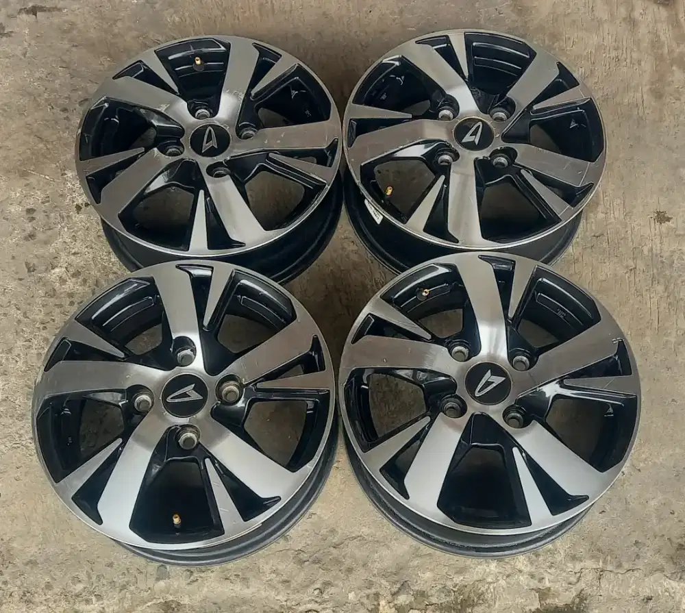 Velg xenia ring 14 pcd 4x114,3