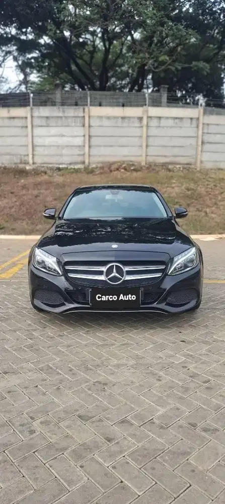 Mercedes Benz C200 2016 Low Km Record