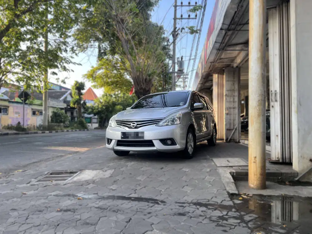 Nissan Grand Livina SV 1.5 AT Matic 2016