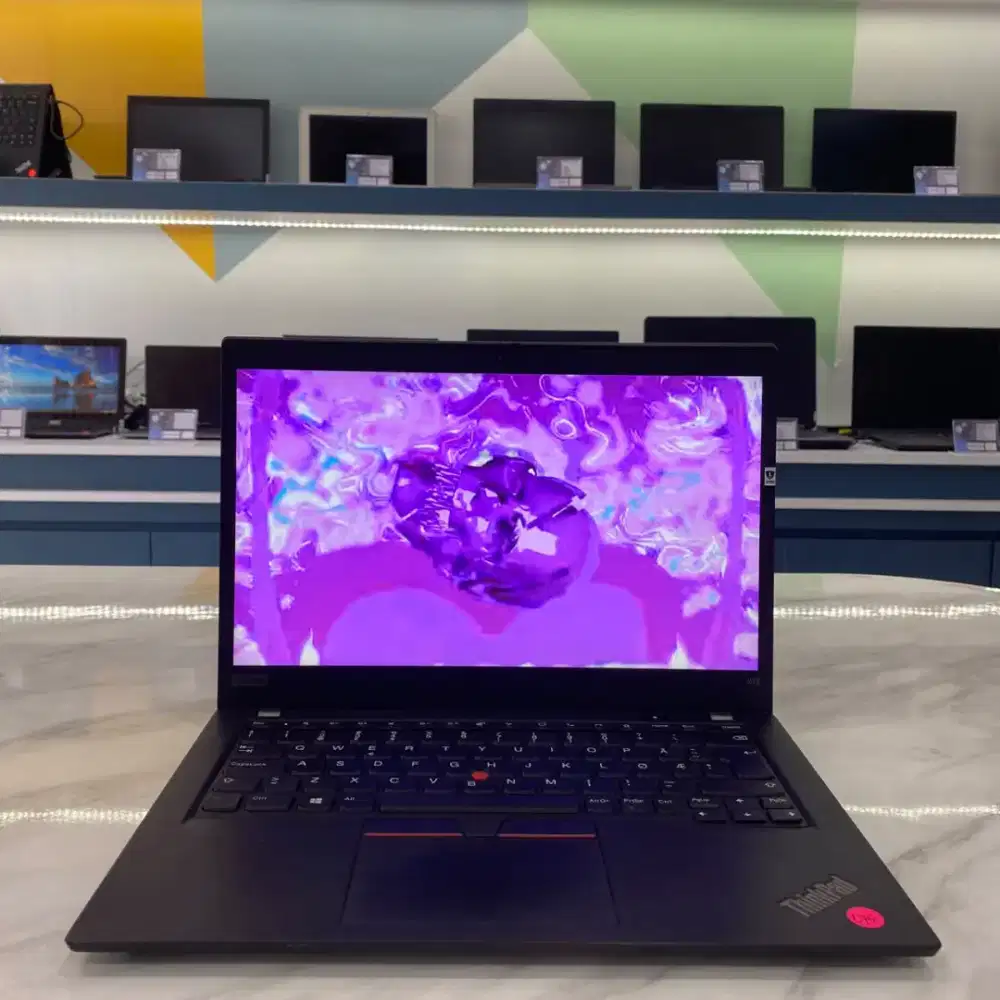 INTEL CORE igen10|16GB|256GB|14INCH|cocok untuk sekolah atau pekerjaan