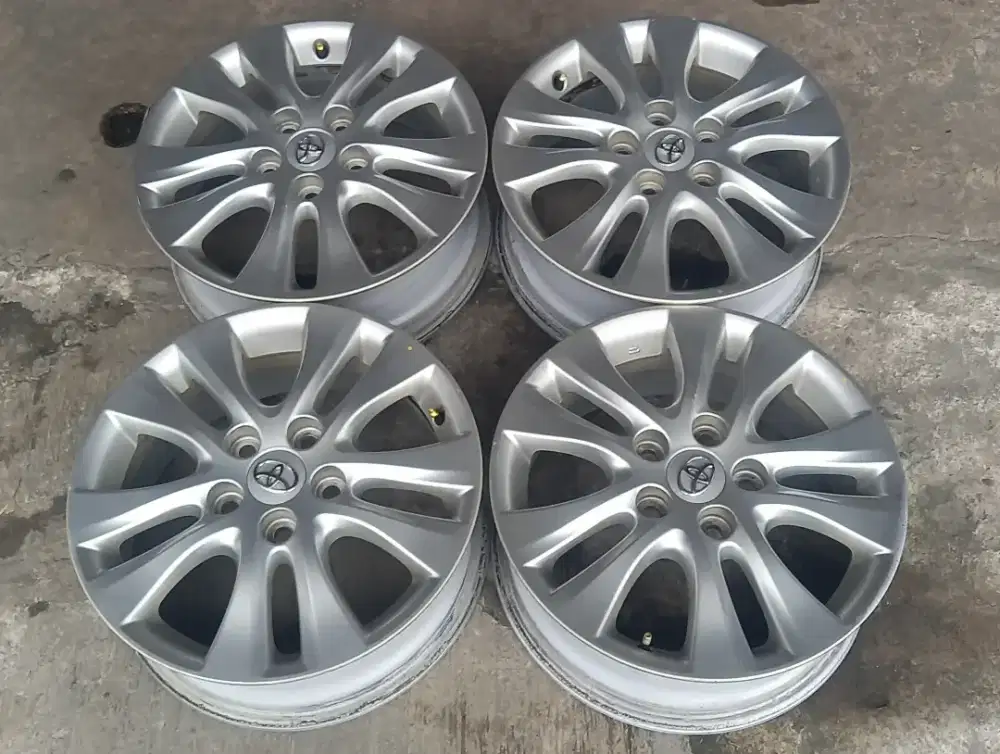Velg Toyota nav1 ring 16 pcd 5x114,3