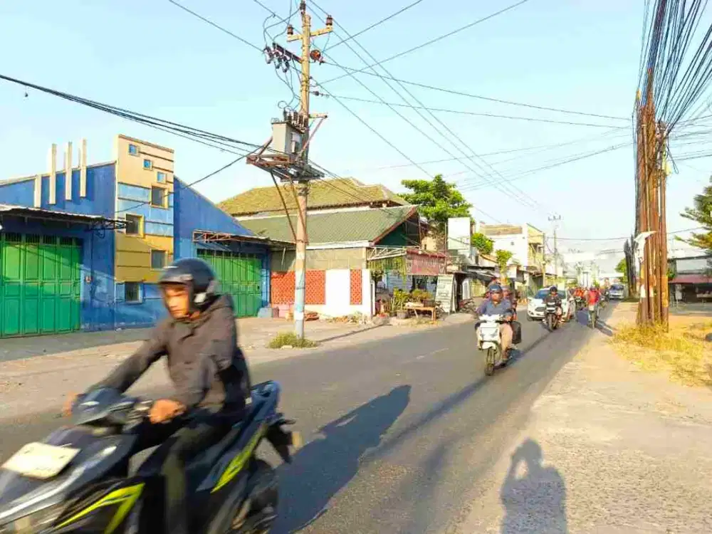 Gudang jalan Mangesti  1800Mt, Lb 300Mt, dkt Luwes Gentan, Baki, Sukoharjo