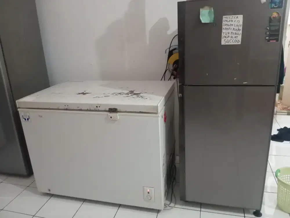 Jual cepat freezer dan kulkas