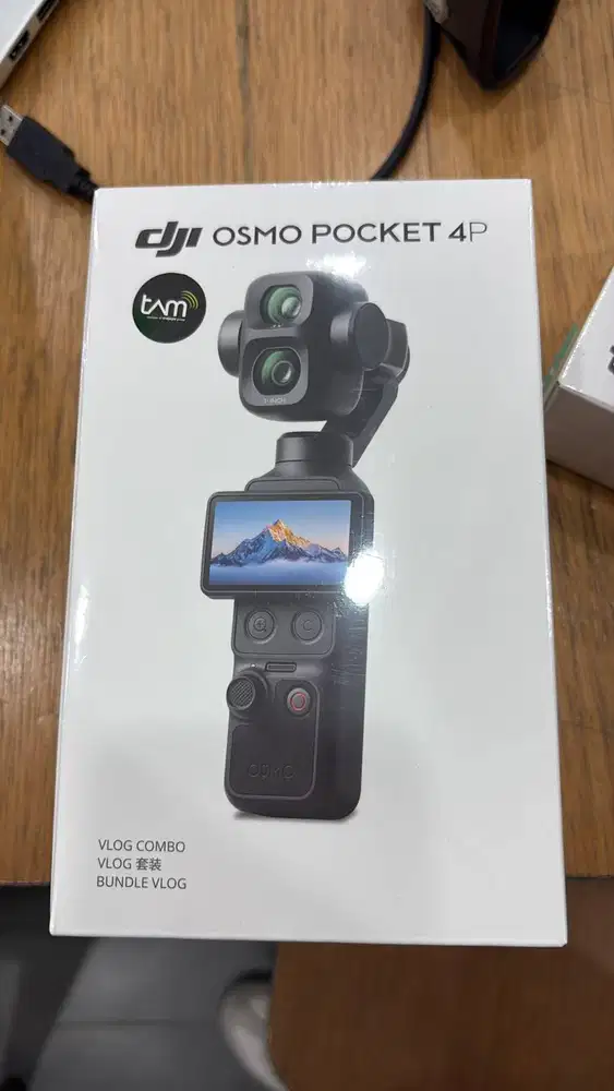 DJI POCKET 4P VLOG COMBO