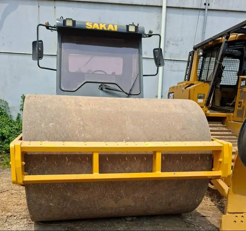 Dijual Vibro / Compactor Sakai SV526D PadFoot Tahun 2023