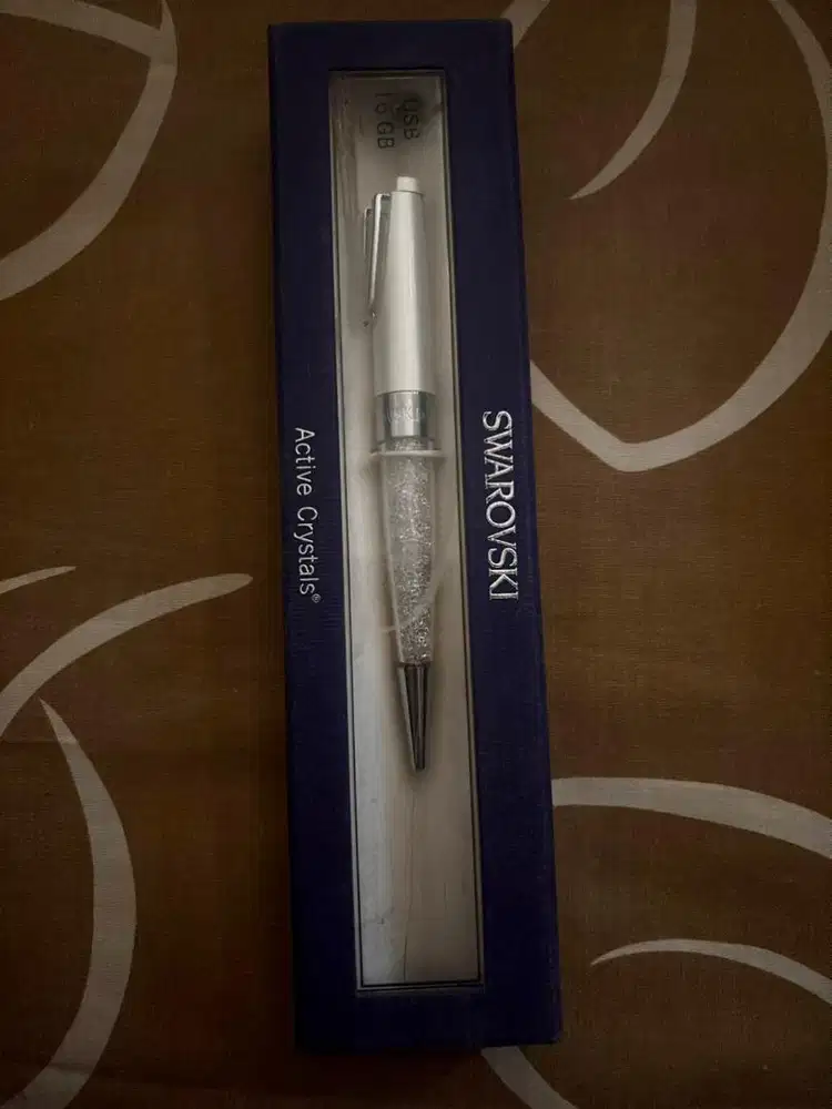 Pulpen Swarovski Chrystal USB 16GB Asli Baru