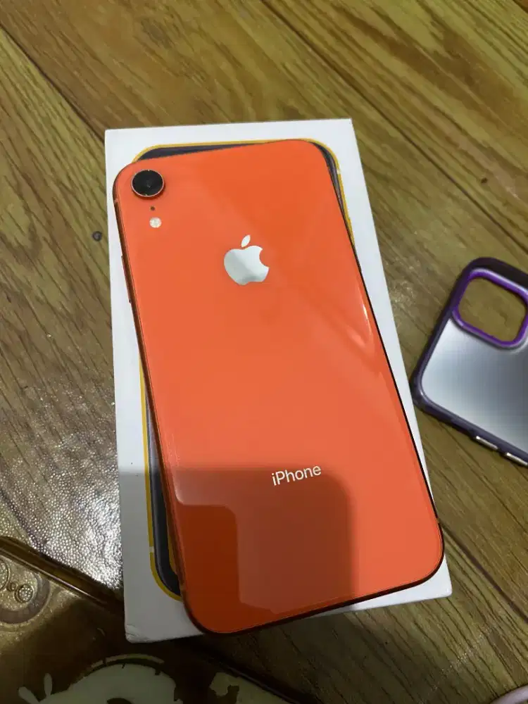 iPhone XR 128 GB Coral Fullset