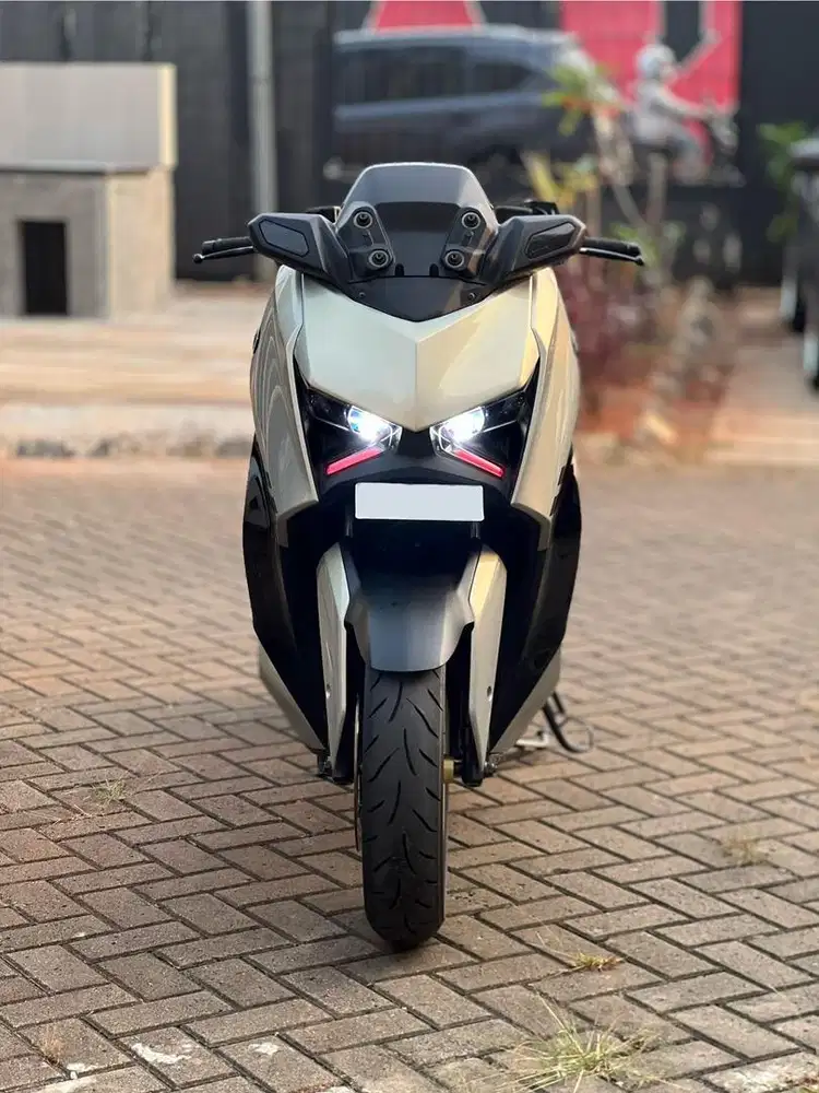 Yamaha X-Max 2023 Connected