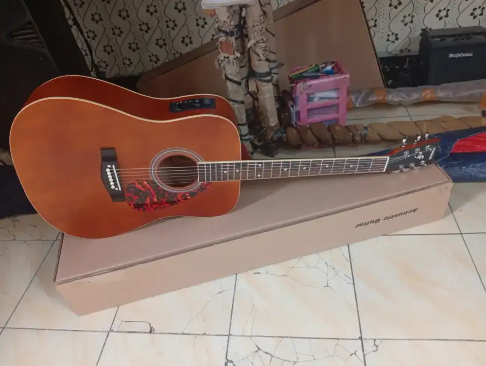 Gitar akustik elektrik new