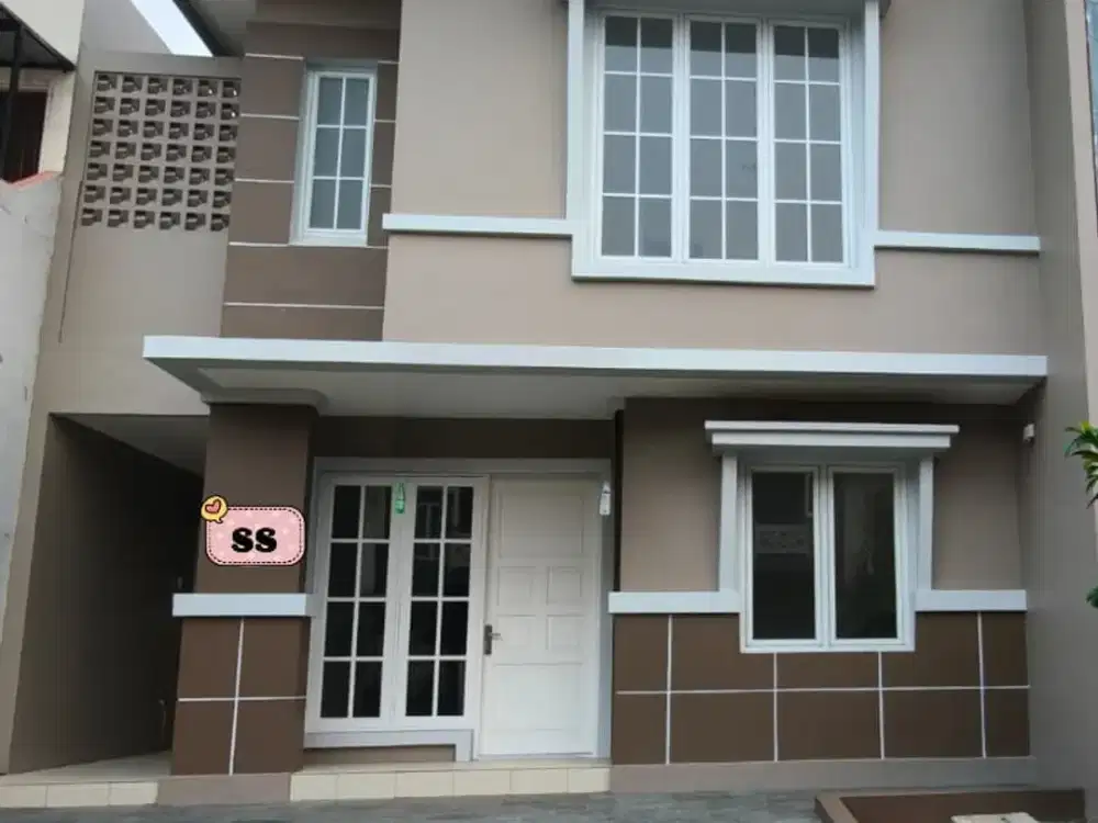 DIjual Rumah di Kota Wisata Cibubur Terenovasi Siap Huni