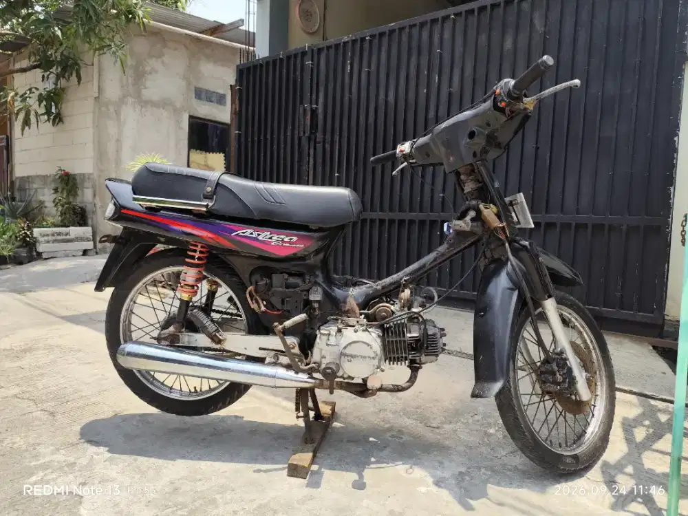 Honda astrea grand legenda 2