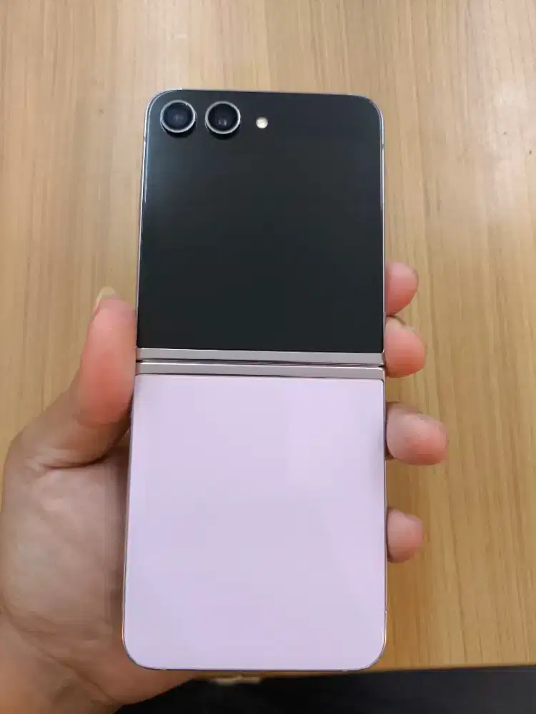 Samsung Galaxy Z Flip 5 8/512