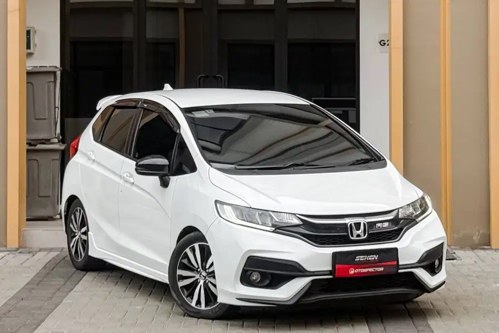 Honda Jazz GK5 1.5 RS CVT Matic 2021 Putih Orchid Mutiara. FULL RECORD