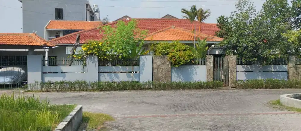 Dijual Murah Rumah Hitung Tanah Klampis Aji tengah Surabaya Timur
