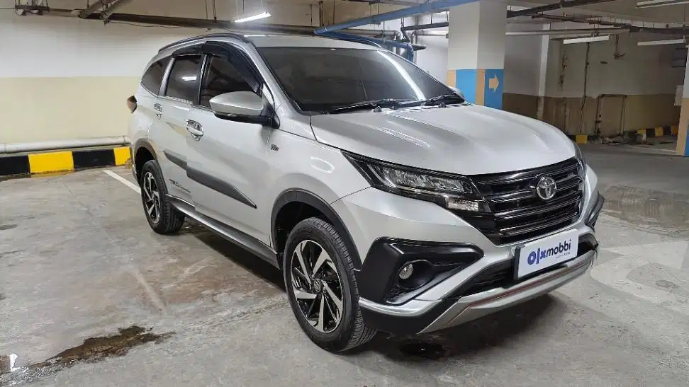 DP MURAH Toyota Rush 1.5 TRD Sportivo Bensin-AT 2019 Silver CKOLB