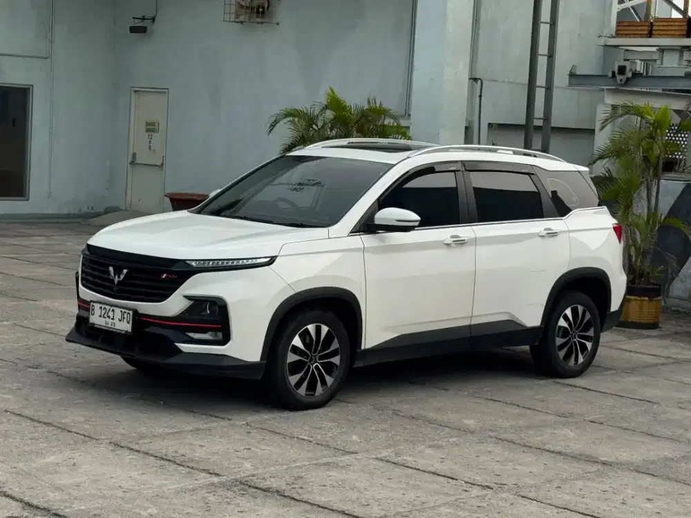 Istimewa Low KM Wuling Almaz RS 5 Seat 2022 / 2023 AT Matic Ganjil