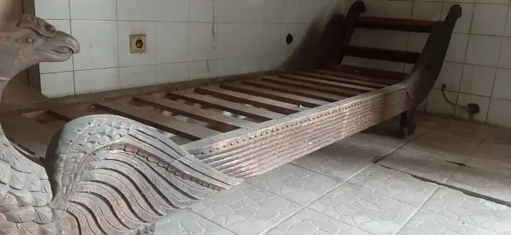 Rangka sofa bahan kayu Jati