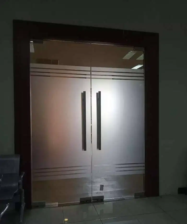 Pasang Kaca Film Bangunan kacafilm anti silau gedung sticker rumah
