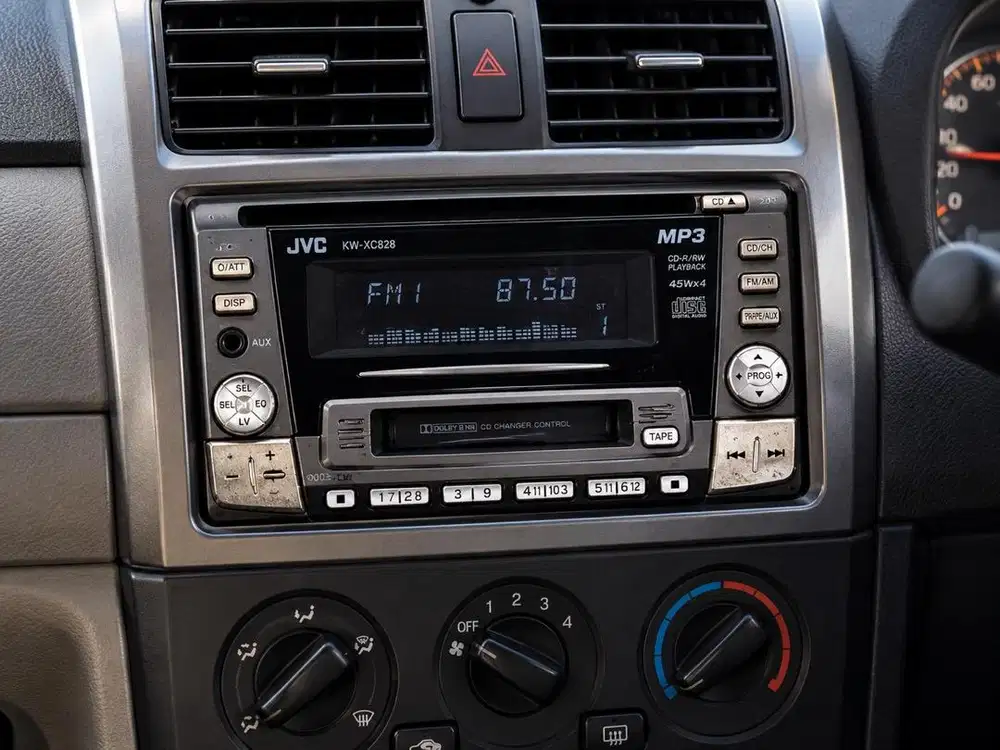 JVC KW-XC828 Double DIN Original — Copotan Honda City VTEC 2008