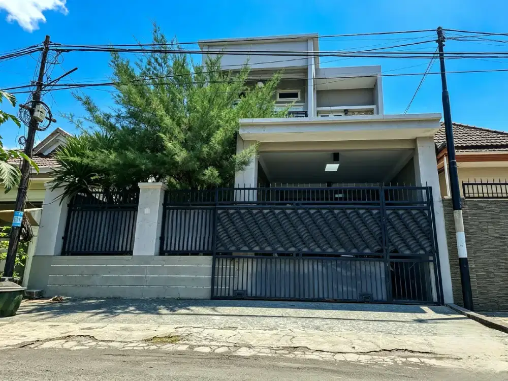 RUMAH MINIMALIS DUA LANTAI SULFAT PURWANTORO MALANG
