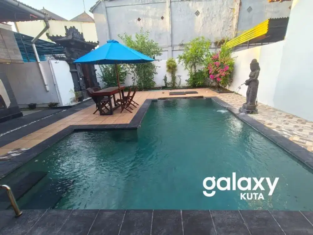 DISEWAKAN VILLA SEMI FURNISHED DEKAT PANTAI KEDONGANAN DI BYPASS KELAN