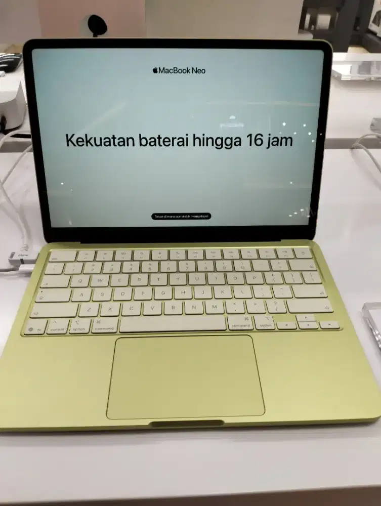 kredit macbook neo