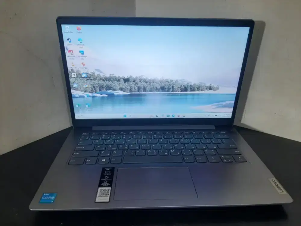 Laptop Lenovo Ideapad Slim 3 Core i3 gen 11