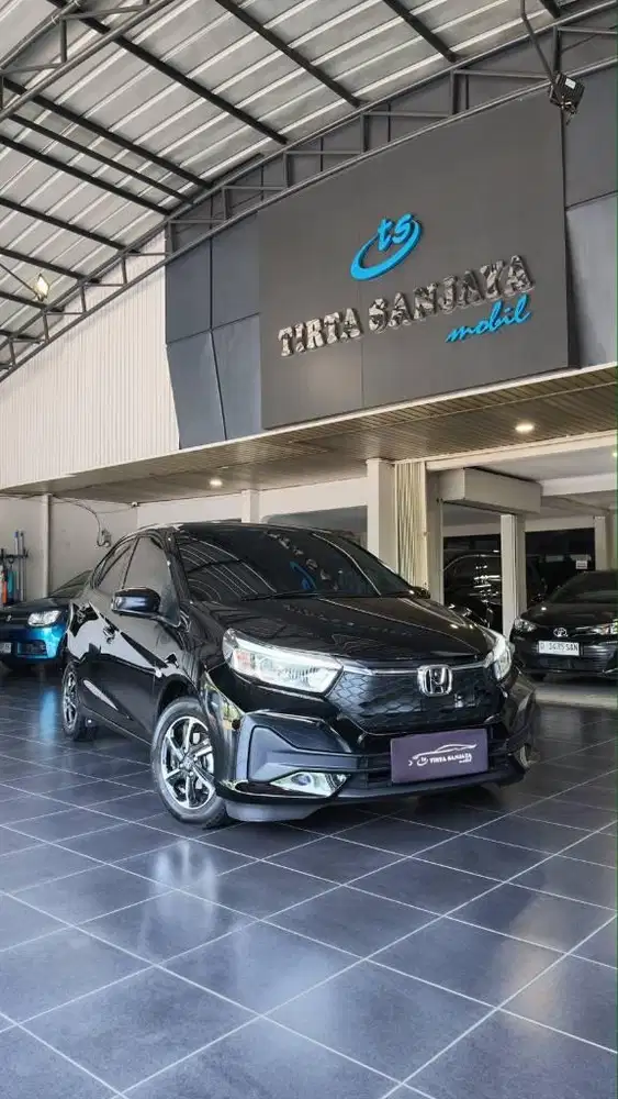 [KM100Perak] Honda Brio E CVT 2026  Agya Ayla 2025 2024
