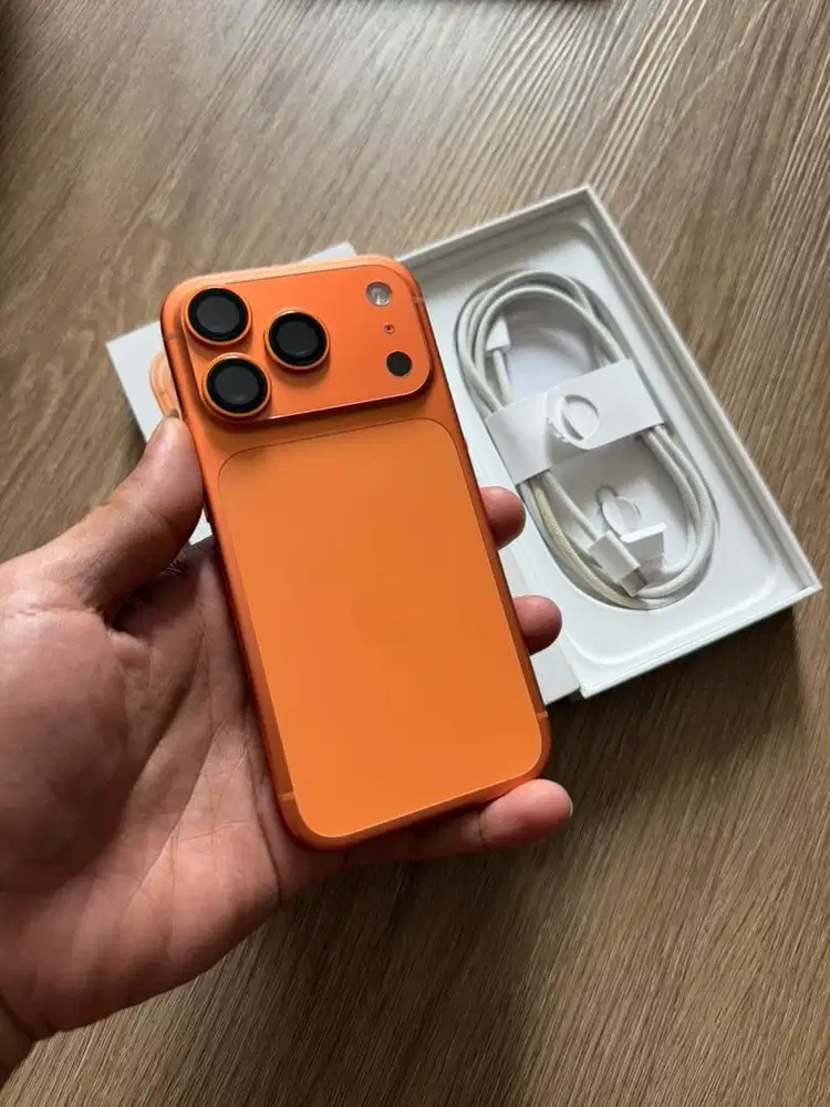 Iphone 17 pro 512 iBox orange garansi 2027 like new