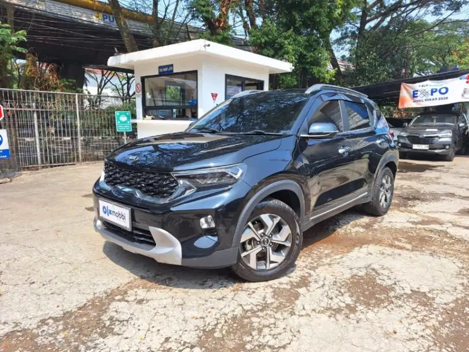 LOW DP Kia Sonet 1.5 Premiere 5 Seater Bensin-AT 2021 3PA