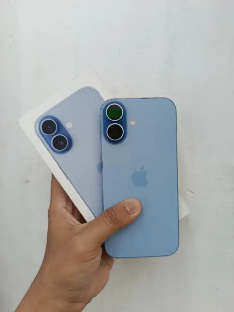 iPhone 17 128GB Blue (bekas) garansi on like new