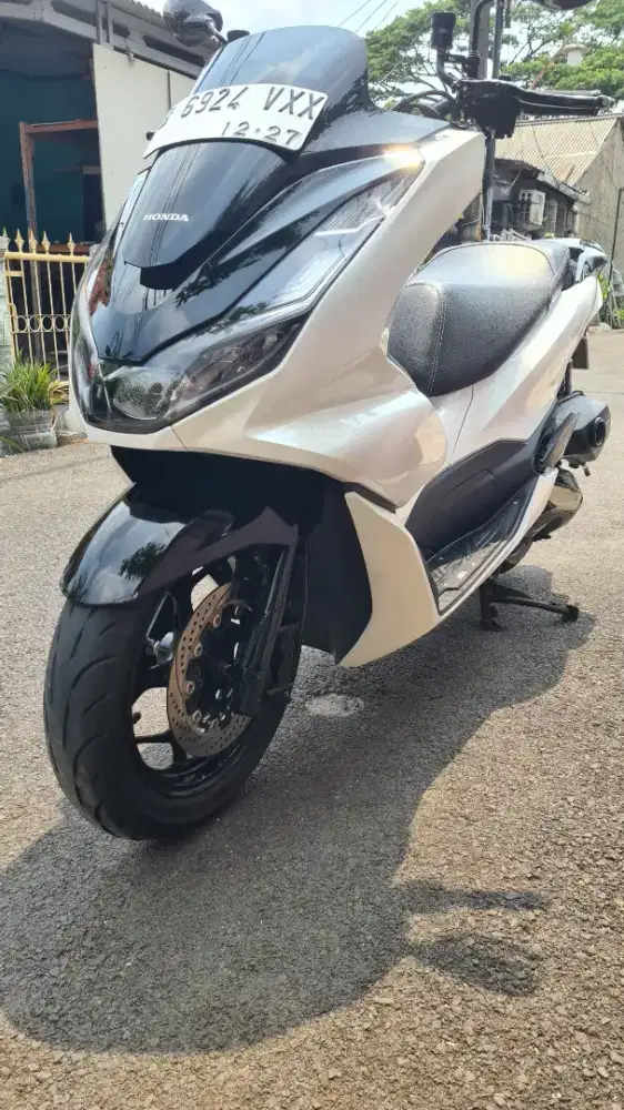 Honda pcx cbs tahun 2022