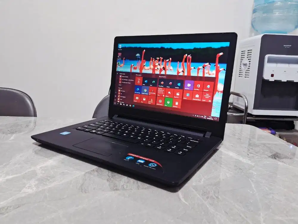 Laptop Lenovo SLIM 110 4CPU Setara Core i3 500GB SSD ReadyUp MULUS Grs