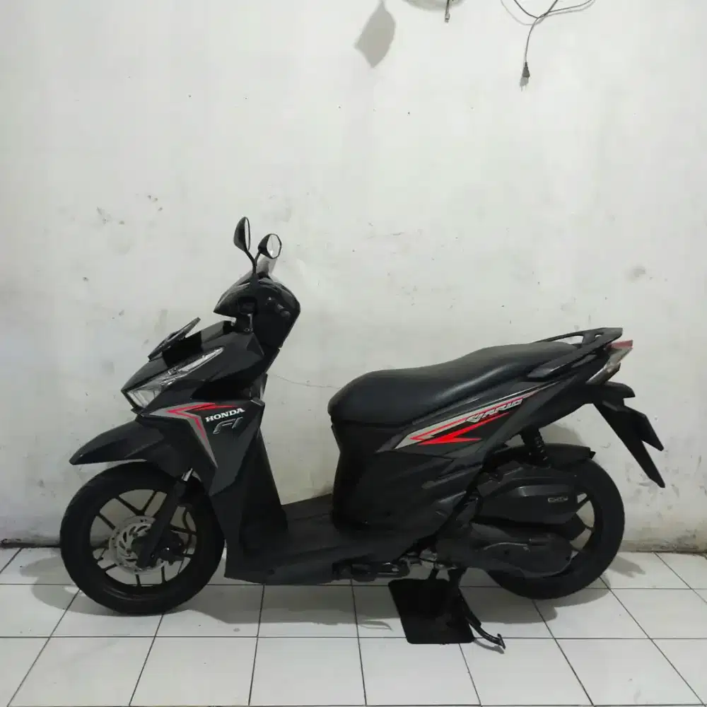 Honda Vario 125 LED OLD 2016 Orisinil Mesin Aluss Lengkap Bagus