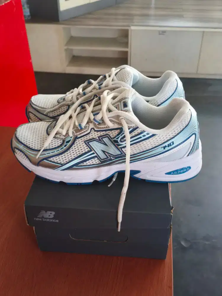 Spatu new balance