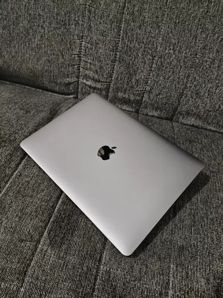 Ready MacBook Air M1 13in 2020 ram 8 SSD 256gb slim