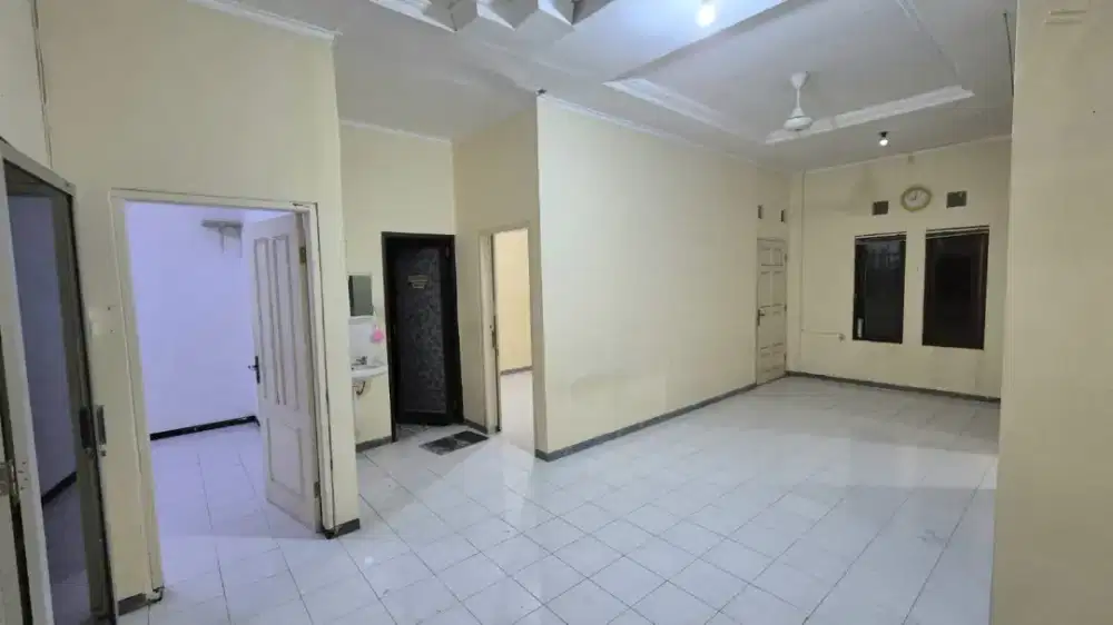 D I S E W A K A N Rumah 1lt Mulyosari