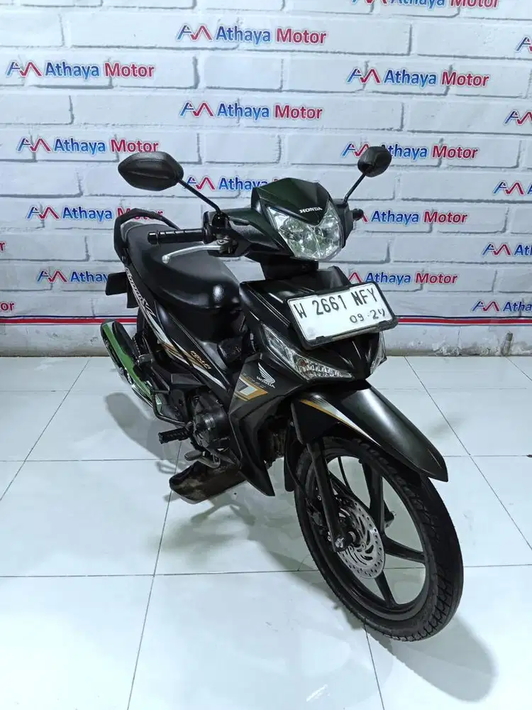 NEW SUPRA X 125 FI ISTIMEWA