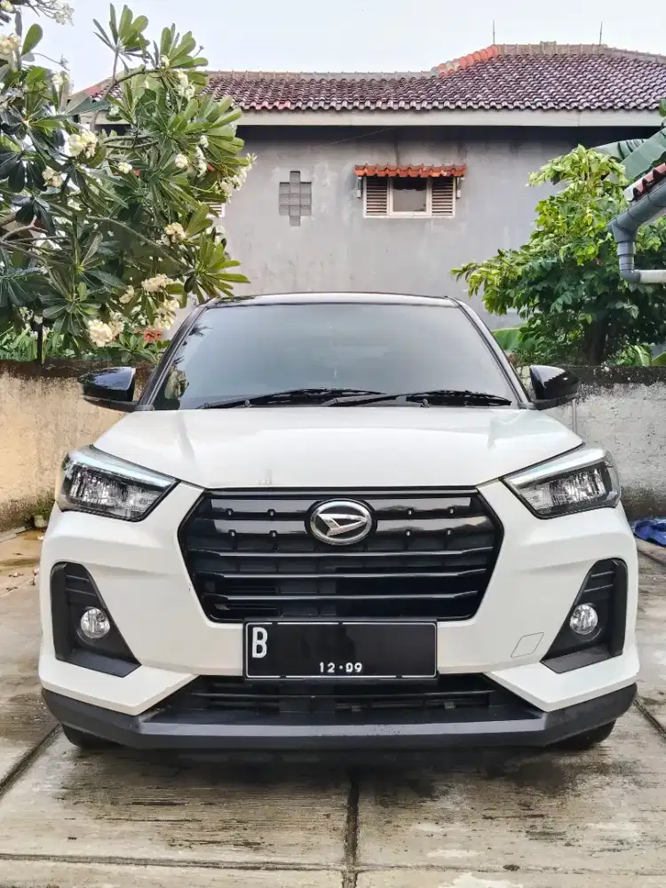 Daihatsu Rocky 1.0 Turbo R Two Tone A/T 2021