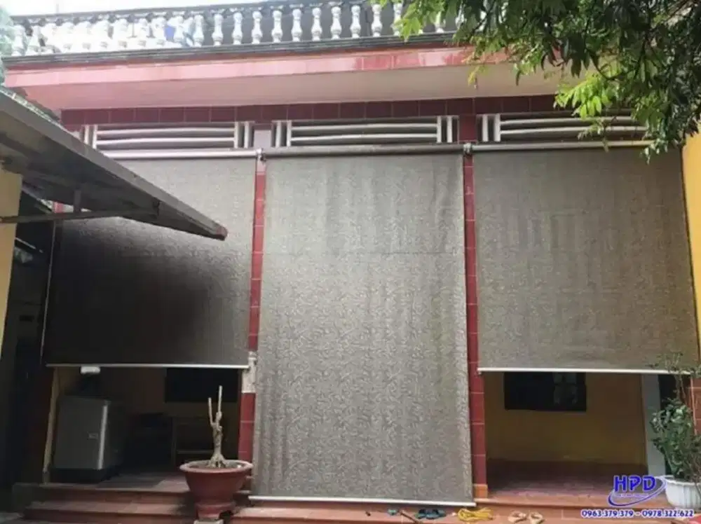 Rollerblind outdoor anti air tahan sinar matahari